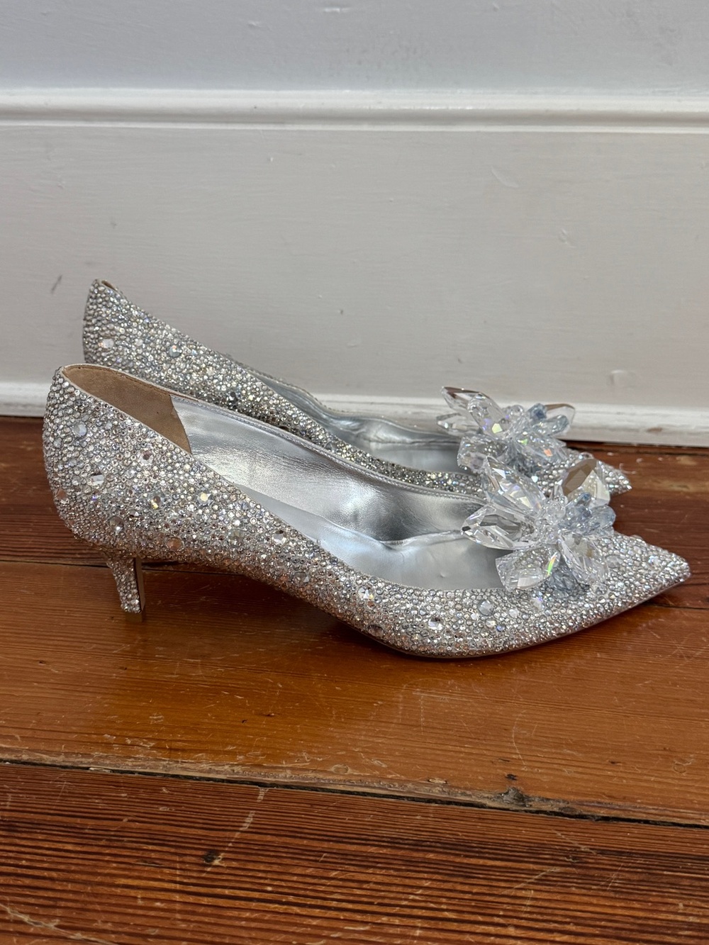 Jimmy Choo "Cinderella" Allure Crystal Covered Pointy Toe Pumps Heels 9 / 39 - Picture 5 of 15